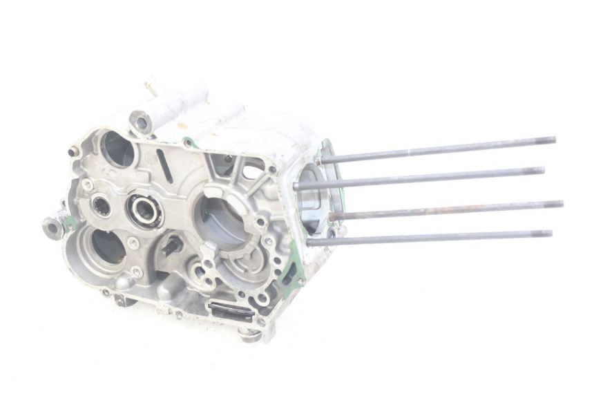 photo de CÁRTER DE MOTOR INFERIOR YCF PILOT 125