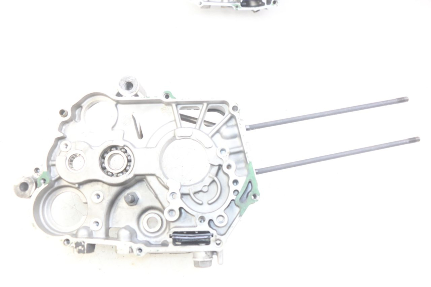 photo de CÁRTER DE MOTOR INFERIOR YCF PILOT 125