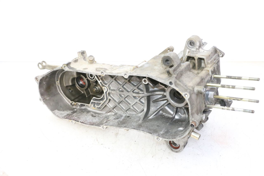 photo de CARTER INFERIOR DEL MOTOR PGO RODOSHOW 2T 50 (2003 - 2007)