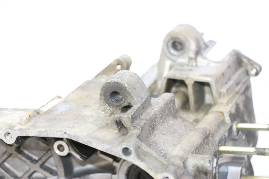 photo de CARTER INFERIOR DEL MOTOR PGO RODOSHOW 2T 50 (2003 - 2007)