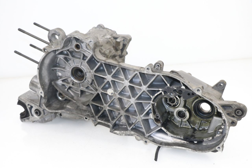 photo de CARTER PEUGEOT SATELIS COMPRESSOR K15 125 (2006 - 2009)