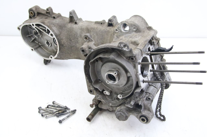 photo de CÁRTER DE MOTOR INFERIOR APRILIA SCARABEO 4T 50 (2009 - 2017)