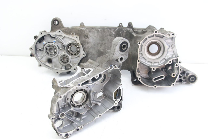 photo de CÁRTER DE MOTOR INFERIOR SUZUKI SIXTEEN 125 (2008 - 2010)