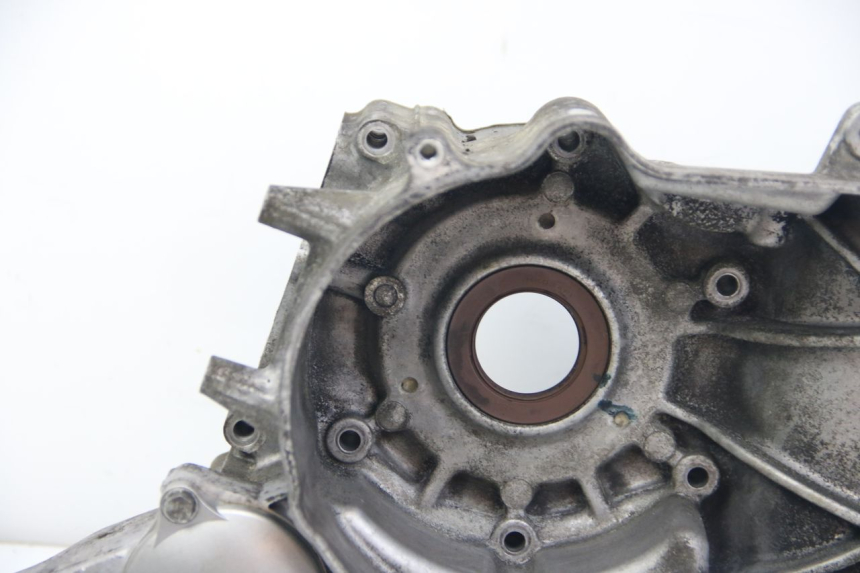 photo de CÁRTER DE MOTOR INFERIOR SUZUKI SIXTEEN 125 (2008 - 2010)