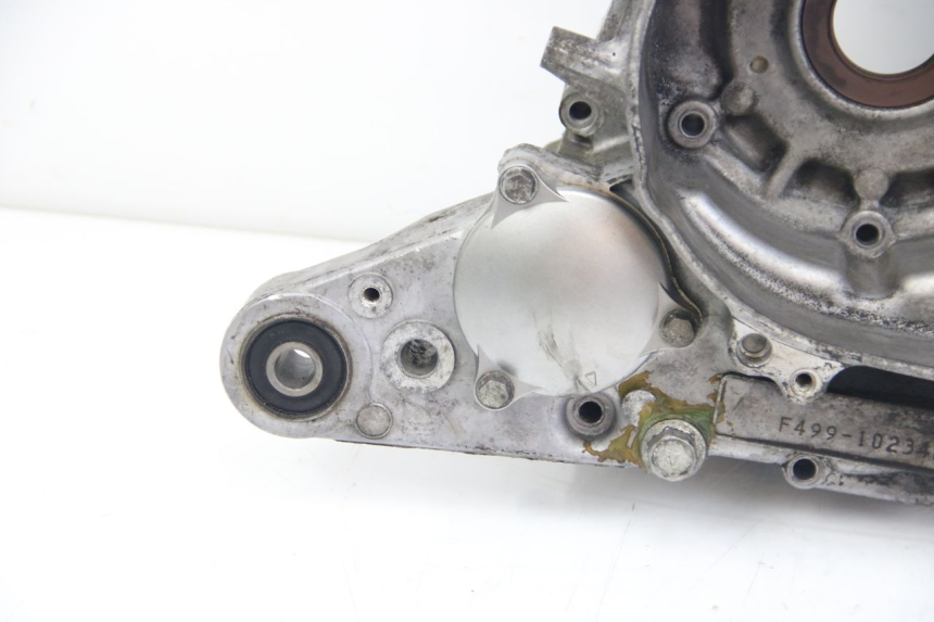 photo de CÁRTER DE MOTOR INFERIOR SUZUKI SIXTEEN 125 (2008 - 2010)