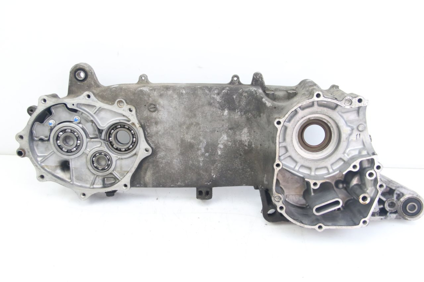 photo de CÁRTER DE MOTOR INFERIOR SUZUKI SIXTEEN 125 (2008 - 2010)