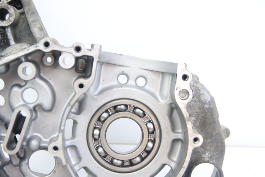 photo de CÁRTER DE MOTOR INFERIOR SUZUKI SIXTEEN 125 (2008 - 2010)