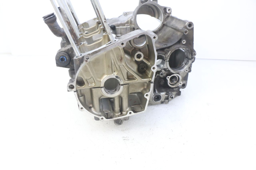 photo de CÁRTER DE MOTOR INFERIOR SUZUKI GSF S BANDIT 600 (2000 - 2004)