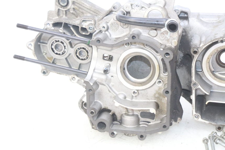 photo de CÁRTER DE MOTOR INFERIOR APRILIA SXR 50 (2021 - 2023)