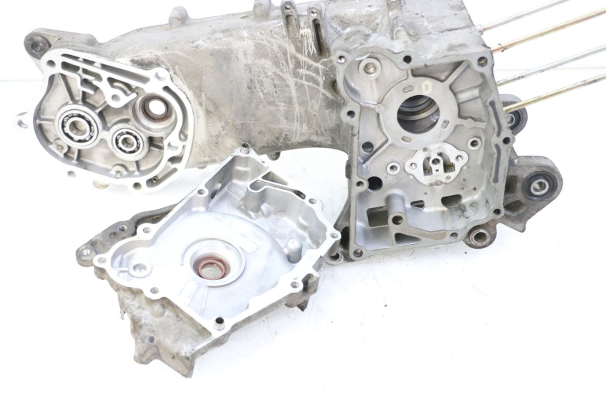 photo de CÁRTER DE MOTOR INFERIOR SYM ORBIT III 3 4T 50 (2018 - 2021)
