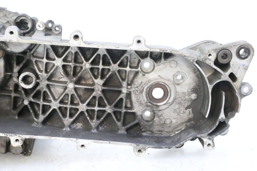 photo de CÁRTER DE MOTOR INFERIOR SYM ORBIT III 3 4T 50 (2018 - 2021)
