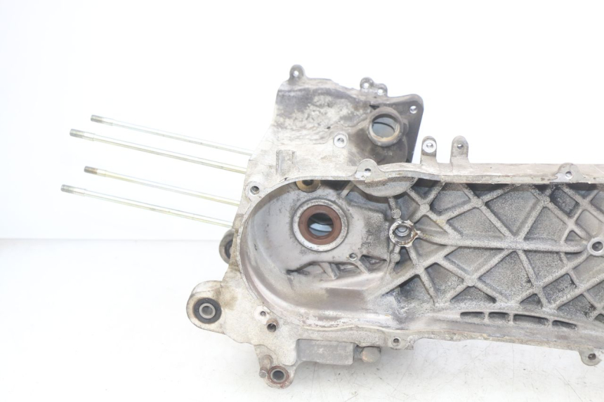 photo de CÁRTER DE MOTOR INFERIOR SYM SYMPHONY 125 (2009 - 2015)