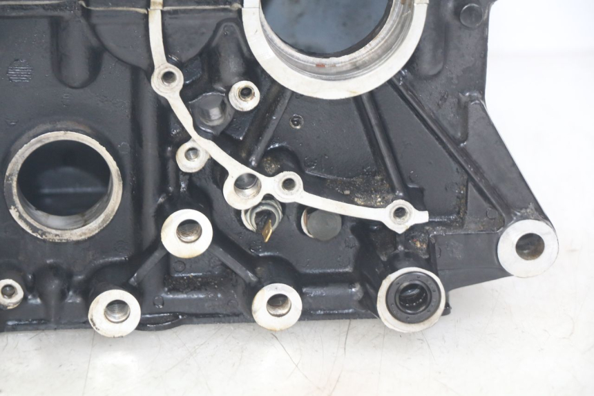 photo de CÁRTER DE MOTOR INFERIOR TRIUMPH SPRINT ST 955 (1999 - 2001)