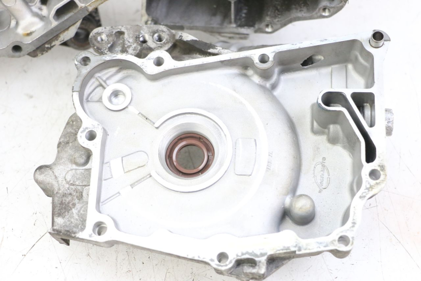 photo de CÁRTER DE MOTOR INFERIOR PEUGEOT TWEET 4T 50 (2018 - 2020)