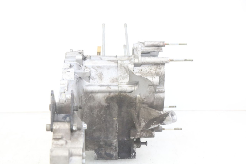 photo de CÁRTER DE MOTOR INFERIOR PIAGGIO VESPA GTS IGET ABS 125 (2017 - 2023)
