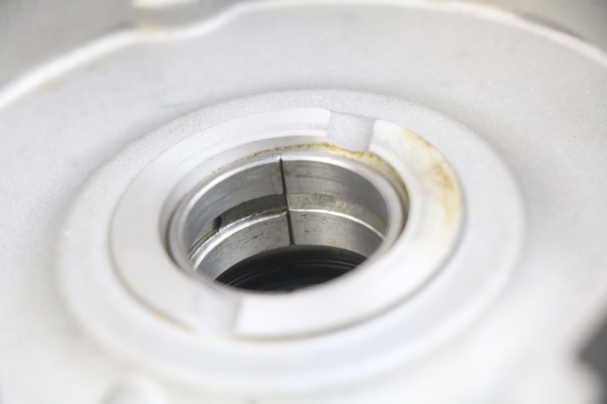 photo de CÁRTER DE MOTOR INFERIOR PIAGGIO VESPA GTS IGET ABS 125 (2017 - 2023)