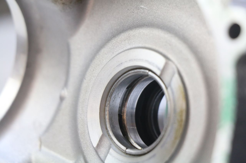 photo de CÁRTER DE MOTOR INFERIOR PIAGGIO VESPA GTS IGET ABS 125 (2017 - 2023)