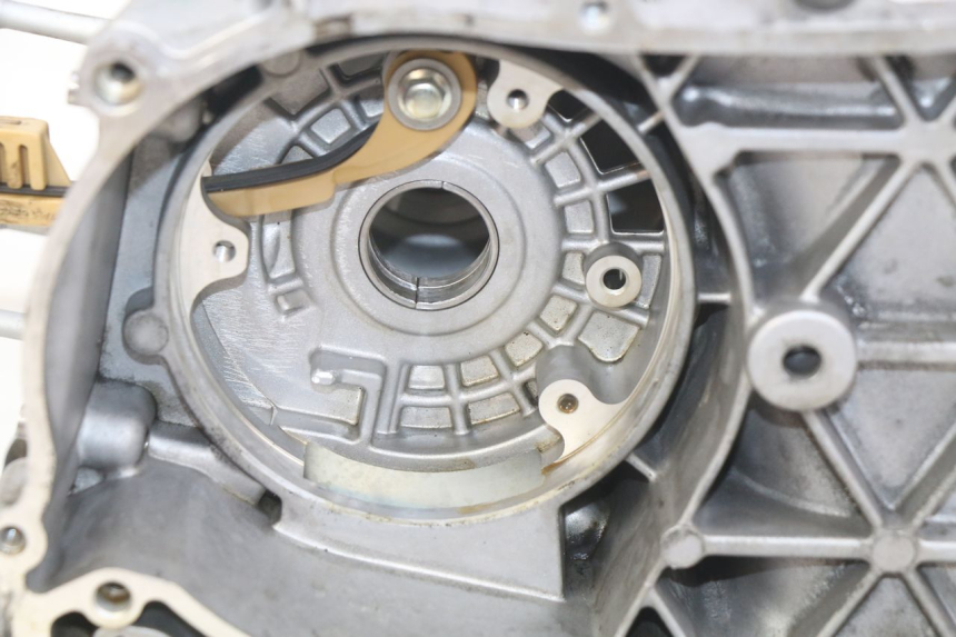 photo de CÁRTER DE MOTOR INFERIOR PIAGGIO VESPA GTS IGET ABS 125 (2017 - 2023)