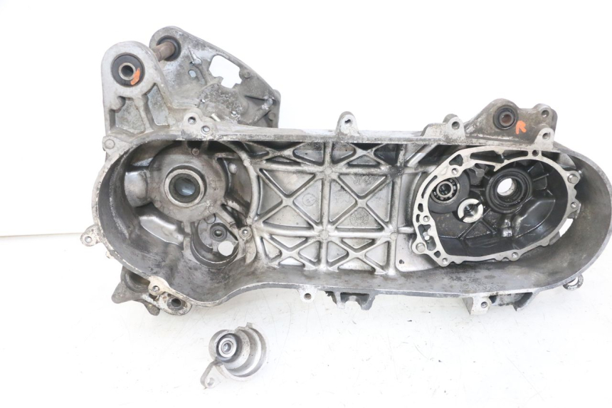 photo de CÁRTER DE MOTOR INFERIOR PEUGEOT VIVACITY NEW 2T 50 (2008 - 2017)