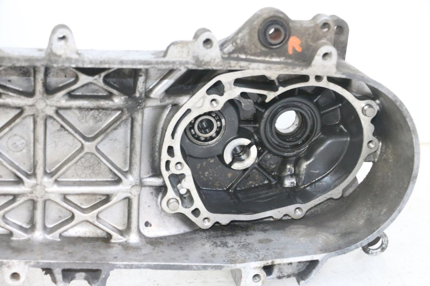 photo de CÁRTER DE MOTOR INFERIOR PEUGEOT VIVACITY NEW 2T 50 (2008 - 2017)