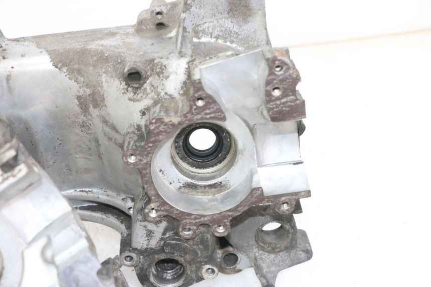 photo de CÁRTER DE MOTOR INFERIOR PEUGEOT VIVACITY NEW 2T 50 (2008 - 2017)