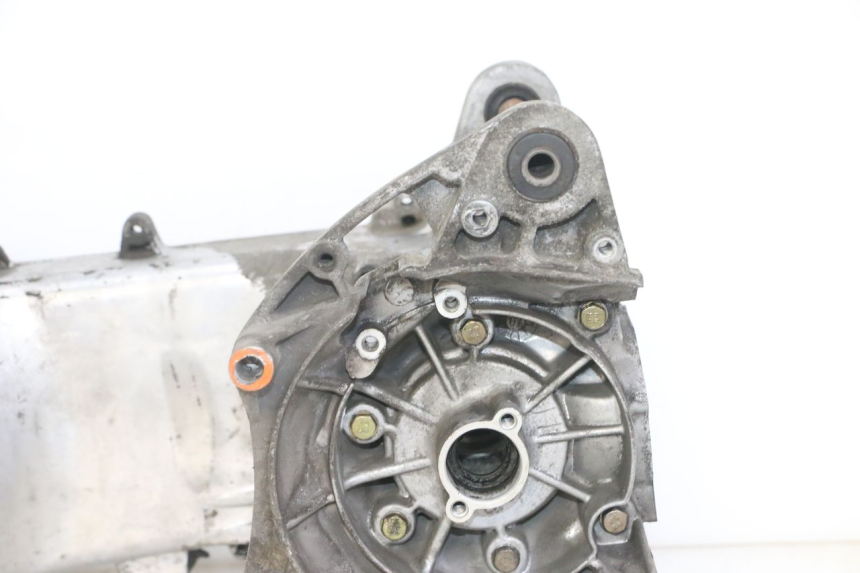 photo de CÁRTER DE MOTOR INFERIOR PEUGEOT VIVACITY NEW 2T 50 (2008 - 2017)