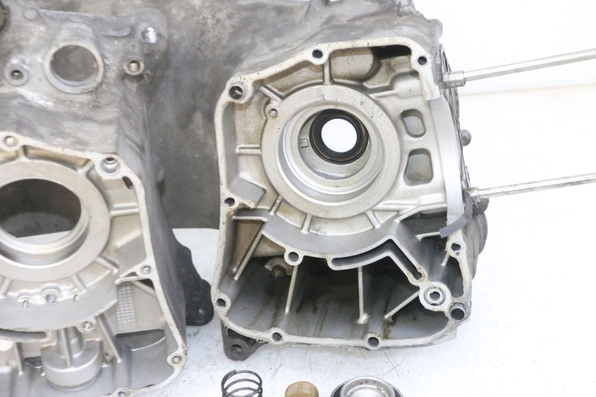 photo de CÁRTER DE MOTOR INFERIOR YAMAHA XMAX X-MAX 125 (2006 - 2009)