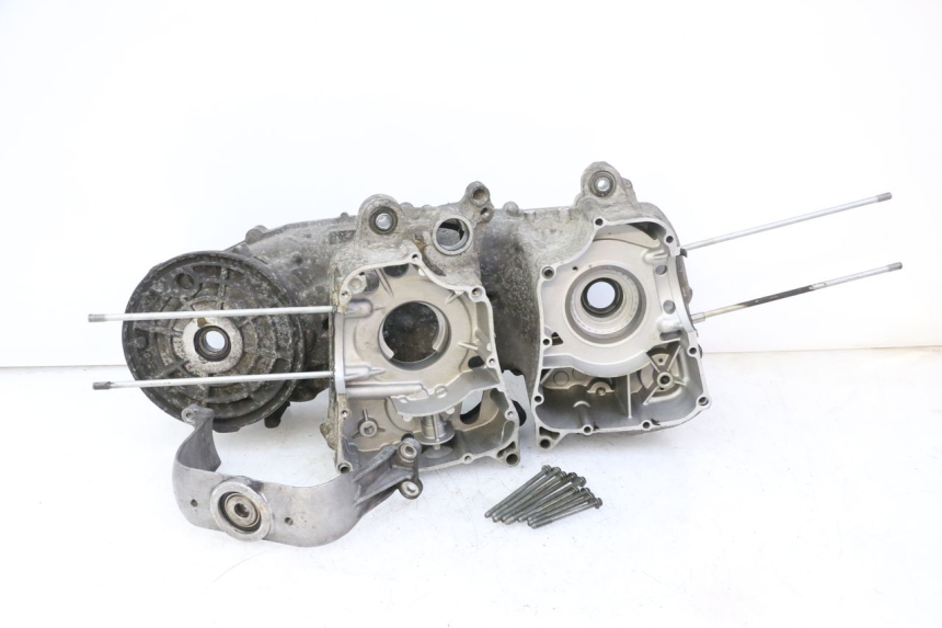 photo de CÁRTER DE MOTOR INFERIOR YAMAHA X-MAX XMAX 250 (2006 - 2009)