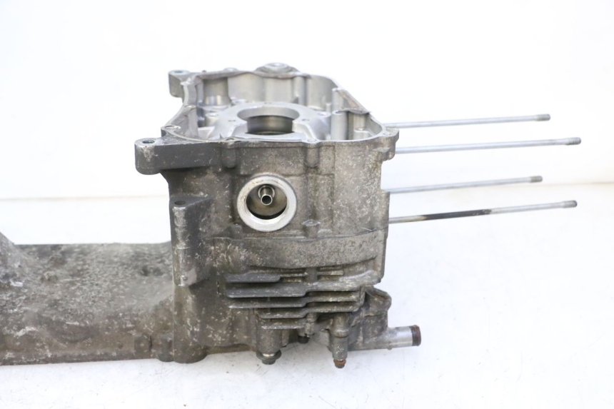 photo de CÁRTER DE MOTOR INFERIOR YAMAHA X-MAX XMAX 250 (2006 - 2009)