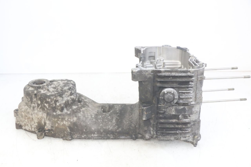 photo de CÁRTER DE MOTOR INFERIOR YAMAHA XMAX X-MAX 125 (2006 - 2009)