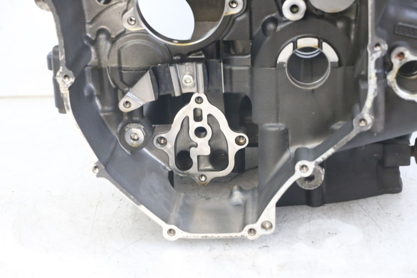 photo de CÁRTER DE MOTOR INFERIOR YAMAHA MT-07 MT07 ABS 700 (2014 - 2017)