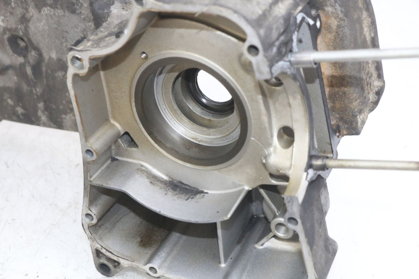 photo de CÁRTER DE MOTOR INFERIOR YAMAHA X-MAX XMAX 250 (2006 - 2009)