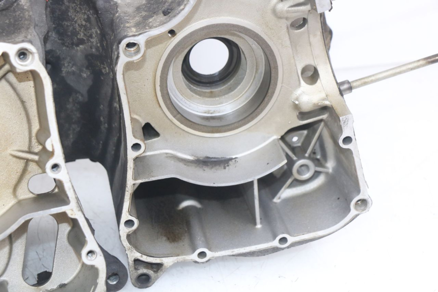 photo de CÁRTER DE MOTOR INFERIOR YAMAHA X-MAX XMAX 250 (2006 - 2009)