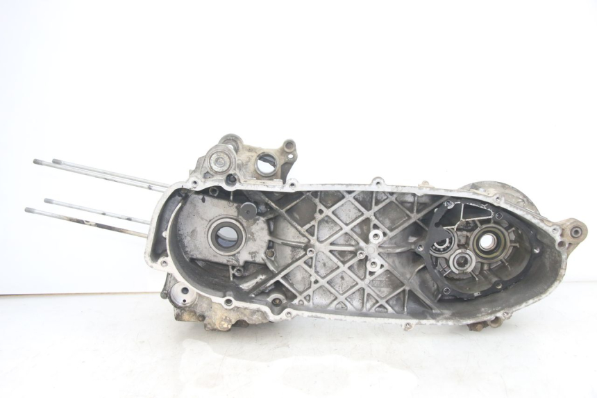 photo de CÁRTER DE MOTOR INFERIOR YAMAHA X-MAX XMAX 250 (2006 - 2009)