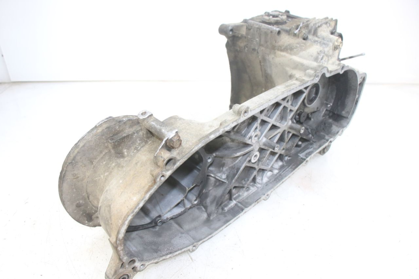 photo de CÁRTER DE MOTOR INFERIOR YAMAHA X-MAX XMAX 250 (2006 - 2009)