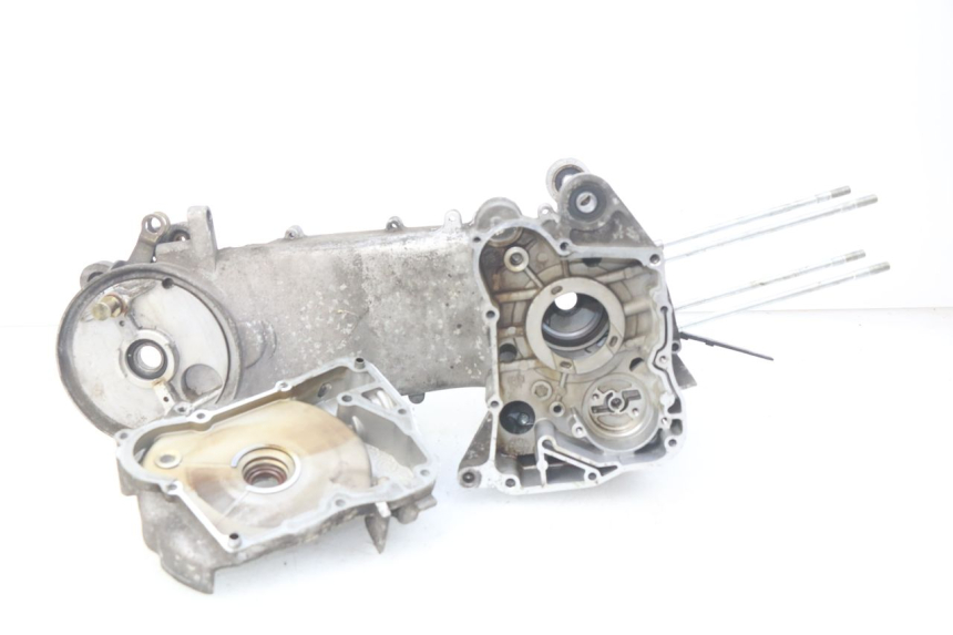 photo de CÁRTER DE MOTOR INFERIOR YAMASAKI YM T 125 (2015 - 2020)