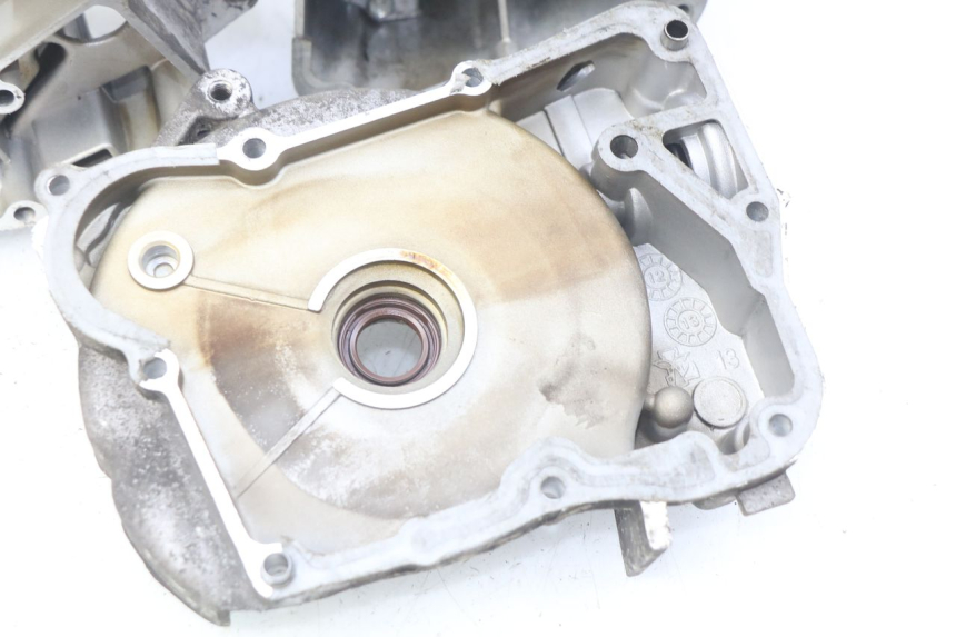 photo de CÁRTER DE MOTOR INFERIOR YAMASAKI YM T 125 (2015 - 2020)