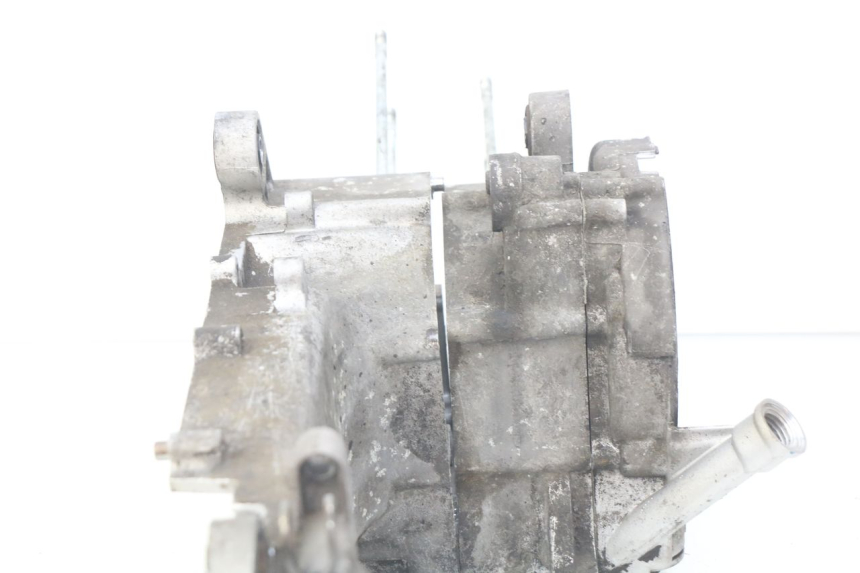 photo de CÁRTER DE MOTOR INFERIOR YAMASAKI YM T 125 (2015 - 2020)