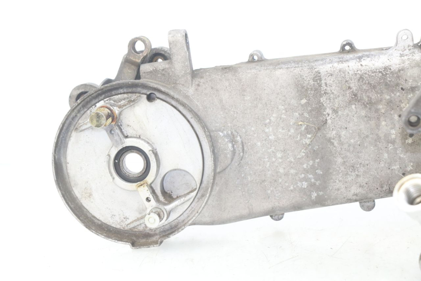 photo de CÁRTER DE MOTOR INFERIOR YAMASAKI YM T 125 (2015 - 2020)