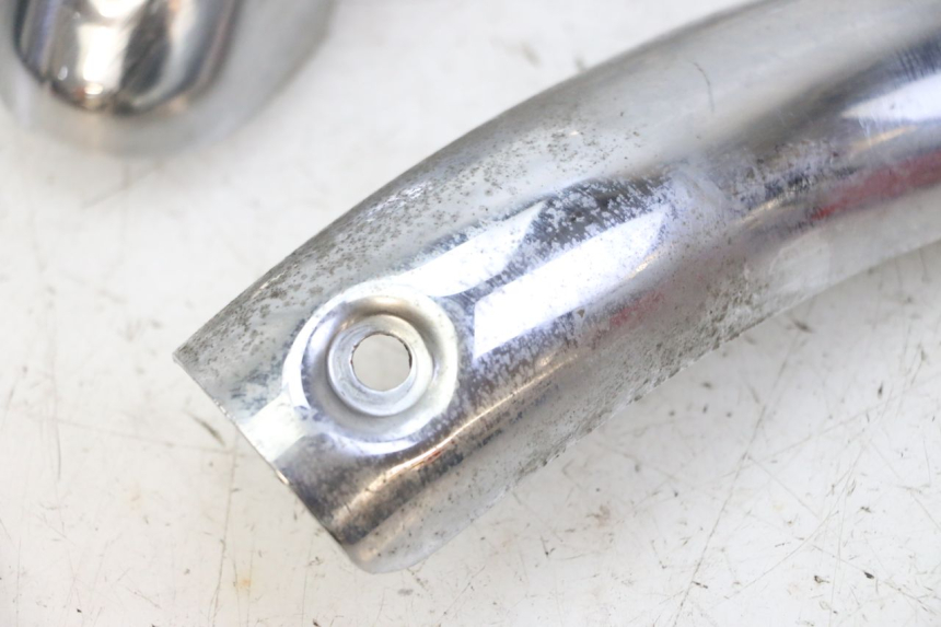 photo de Cárter de escape HYOSUNG GV AQUILA 125 (2000 - 2004)