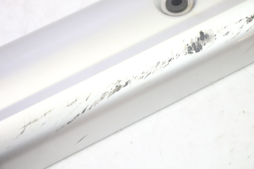 photo de CARTER ESCAPE SUZUKI BURGMAN 125 (2007 - 2014) - Primer plano técnico