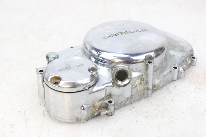 photo de TAPA DE EMBRAGUE HYOSUNG GV AQUILA 125 (2000 - 2004) - Primer plano técnico