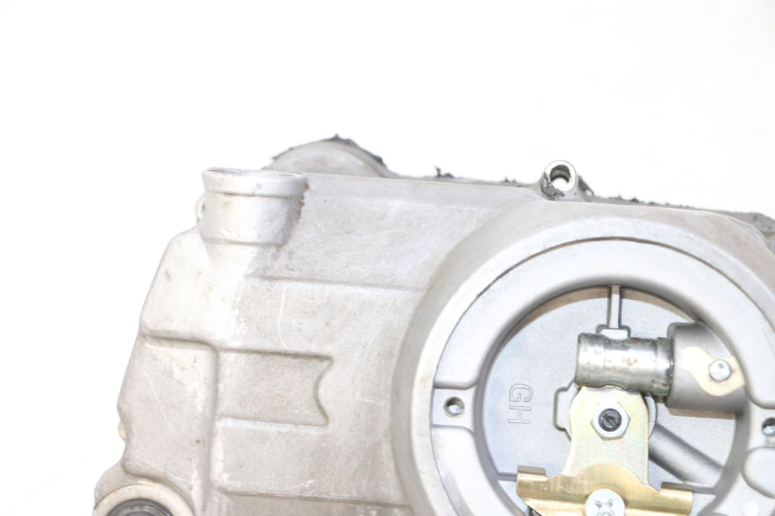 photo de TAPA DE EMBRAGUE APOLLO RFZ 125