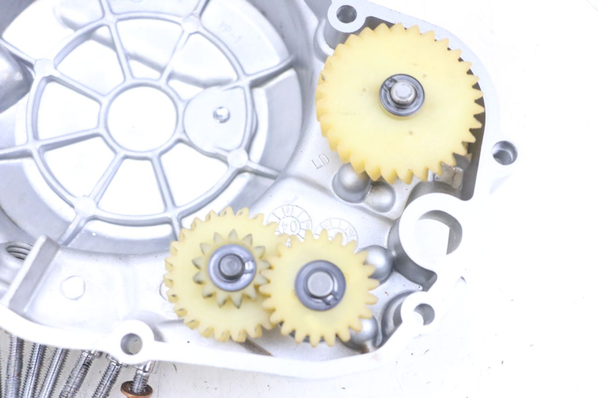 photo de TAPA DE EMBRAGUE KSR TR SM 50 (2015 - 2018) - Otra perspectiva