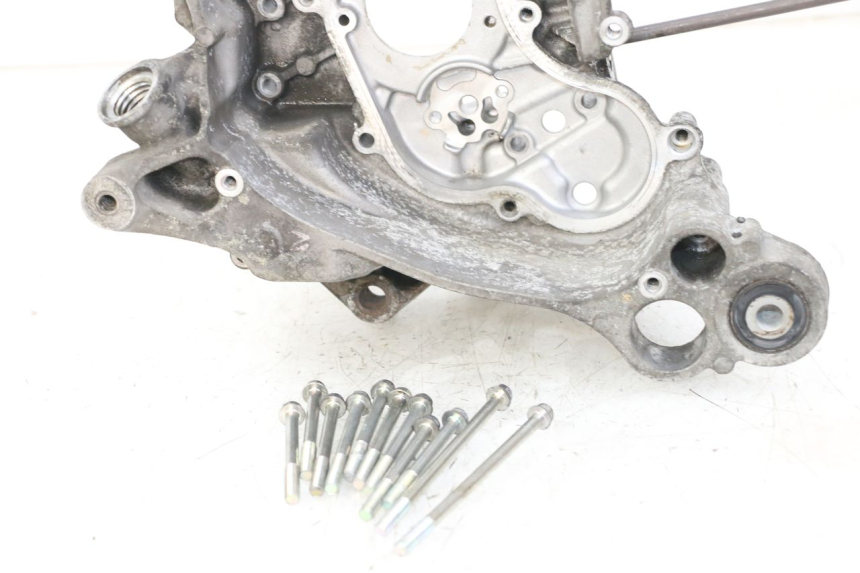 photo de CARTER MOTOR DERECHO MBK MW TRYPTIK 125 (2014 - 2016)