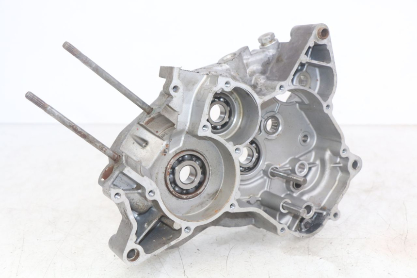 photo de CARTER MOTOR DERECHO PEUGEOT XP6 50 (2006 - 2011)