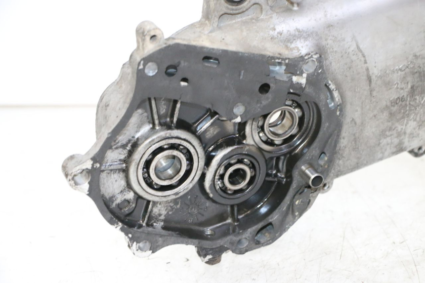 photo de CARTER IZQUIERDO KYMCO AGILITY 4T 50 (2005 - 2018)