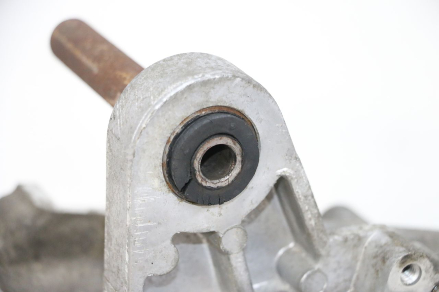 photo de CARTER IZQUIERDO PEUGEOT KISBEE 2T 50 (2010 - 2017) - Primer plano de alta resolución