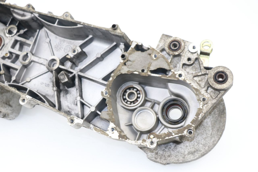 photo de CARTER IZQUIERDO REVATTO FUTURA GT 125 (2006 - 2008)