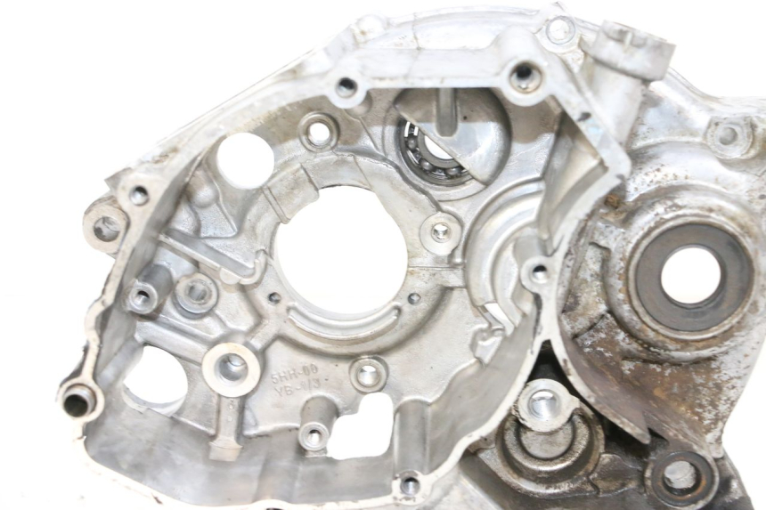 photo de CARTER IZQUIERDO YAMAHA TTR 125 (2000 - 2020) - Zoom sobre los componentes